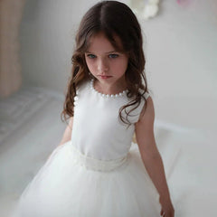 Sleeveless Flower Girl Dresses with Bow Full Length Crew Neck Communion Dress