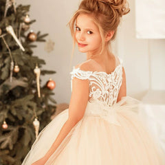 Off the Shoulder Flower Girl Dresses with Bow Long Train Princess Dress Soft Tulle Gown
