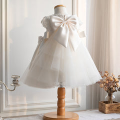 White Round Necked Flower Girl Dresses with Bows Lace Puffy Sleeveless Party Gowns
