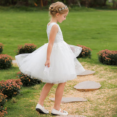 Sleeveless Flower Girl Dresses Cute A Line Solid Princess Dress Round Neck Tulle Gown