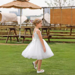 Round Neck Flower Girl Dresses with Bow Sleeveless A Line Tulle Gown Cute Dresses