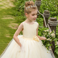 Sleeveless A Line Princess Dress for Girls Cute Flower Girl Dresses Floor Length Tulle Gown