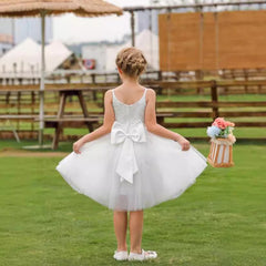 Round Neck Flower Girl Dresses with Bow Sleeveless A Line Tulle Gown Cute Dresses