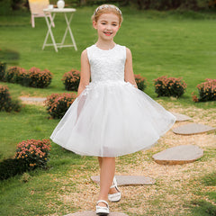 Sleeveless Flower Girl Dresses Cute A Line Solid Princess Dress Round Neck Tulle Gown