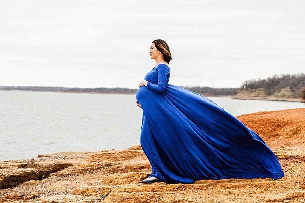 Buy Turtleneck Maternity Gown With Train Online in India - Etsy