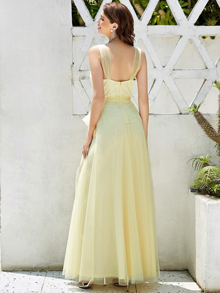 Floor Length Sleeveless Tulle Bridesmaid Dresses Elegant V Necked Party Dress